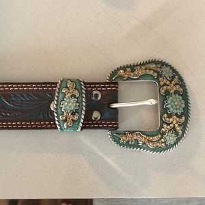 New ! Without tags nocona belt